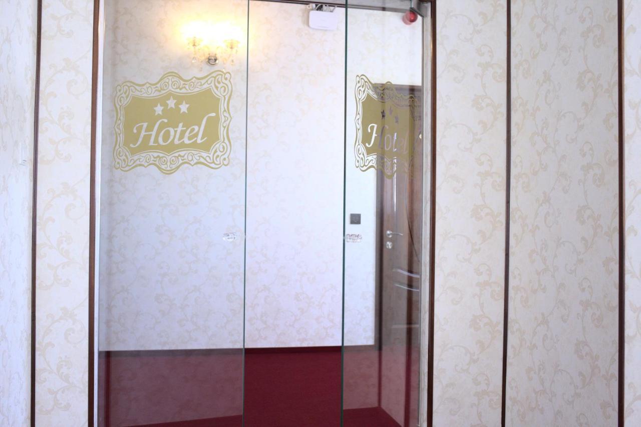 Hotel Onix Роман Экстерьер фото